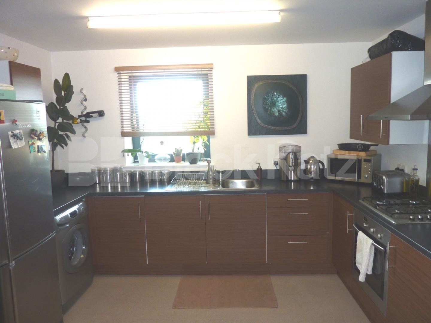 			MODERN DEVELOPMENT, 2 Bedroom, 1 bath, 1 reception Flat			 Hornsey Street, HOLLOWAY